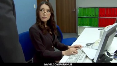 Boss Fucked her Japanese Secretary Ibuki