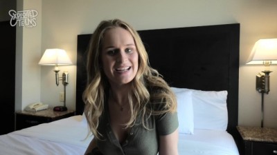 Blonde teen with big D cup tits stars in this XXX amateur video (+18)