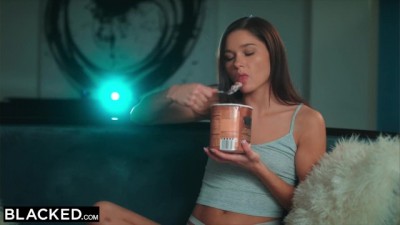 Zoe Bloom - Young Hooks up with BBC and Freaks out BF! (+18)