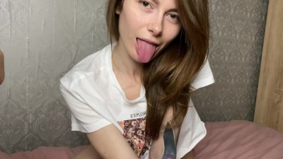 My stepsister's good taste. Falling in love with her boyfriend's cock.