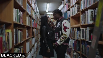 This Queen Finds Black Nerd With Huge Cock BBC