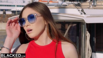Victoria Allure leaves BF & sneaks off for some secret BBC