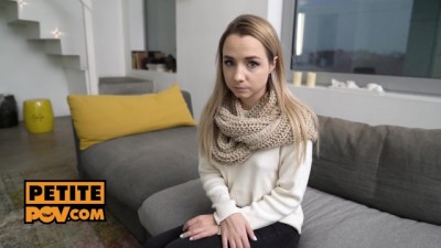 Mona Blue desperately needs your dick in her criminal pussy - Tube3