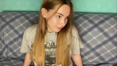 World of Tanks fan jerks off her wet pussy and big tits 4k cums quietly