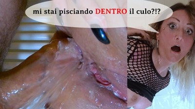 ANALE italiano best 18 porn con MILF ITALIANA matura: "PISCIAMI NEL CULO!"
