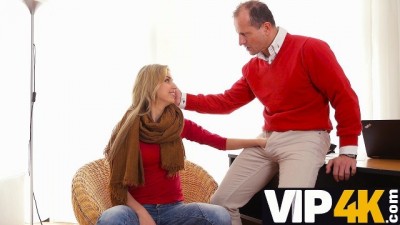 Sexy Helping Hand: Diving Deep with My Russian Neighbor