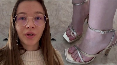 Teen Foot Fetish Obsession: Socks, Nylons, and High Heels Fantasy! (+18)