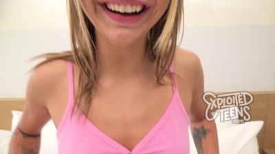 Adorable Blonde Teen Takes on Massive Cock with Deepthroat Skills (+18)