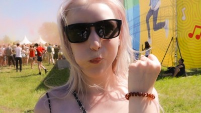 Great Blowjob and Swallow Cum from a Younger Girl on a City Holiday! (+18)
