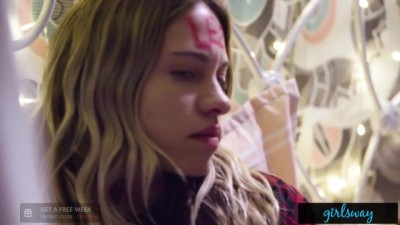 Hot Girl-on-Girl Action: Stepsister Seduction!