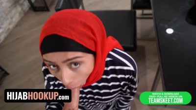 Steamy Hijab Step-MILF Gets Sweet Payback With Her Stepson