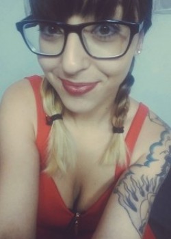 Livia Teen