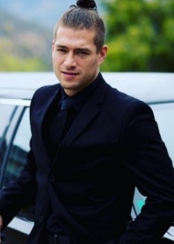 Xander Corvus
